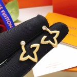 LV\'s new hollowed-out four-pointed starlight face stud earrings
