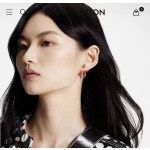 Grand LV cross-shaped ear studs