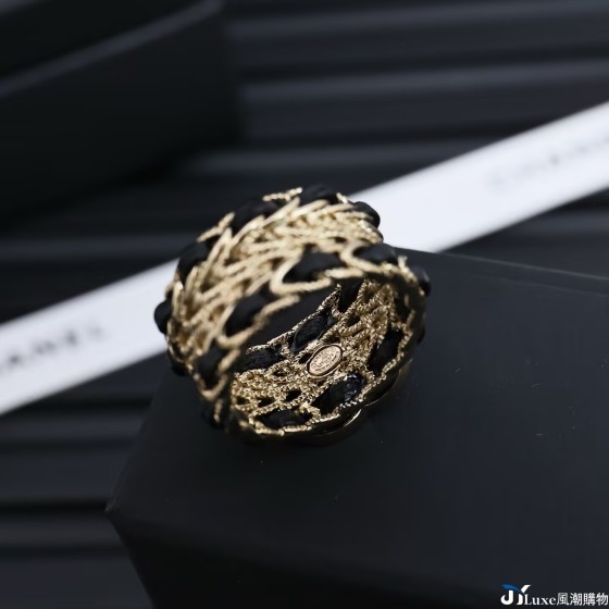 CHANEL 香奈兒 24C 羊皮網狀雙 C 戒指