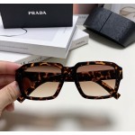 Prada 玳瑁復古長方形全框太陽眼鏡