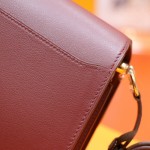 Original evercolor cowhide single-shoulder crossbody bag, fully hand-stitched Roulis pig nose bag